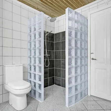 2 Bedroom Gorgeous In 度假居